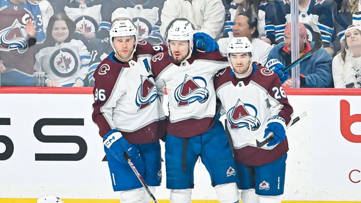 Передача Ничушкина помогла "Колорадо" разгромить "Детройт" в матче НХЛ
