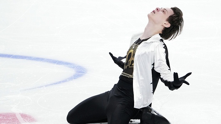 "Категорически против": Ягудин осудил фигуриста за икону на костюме