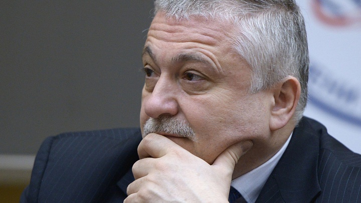 Космонавт Юрчихин оценил планы НАСА построить деревню на Луне